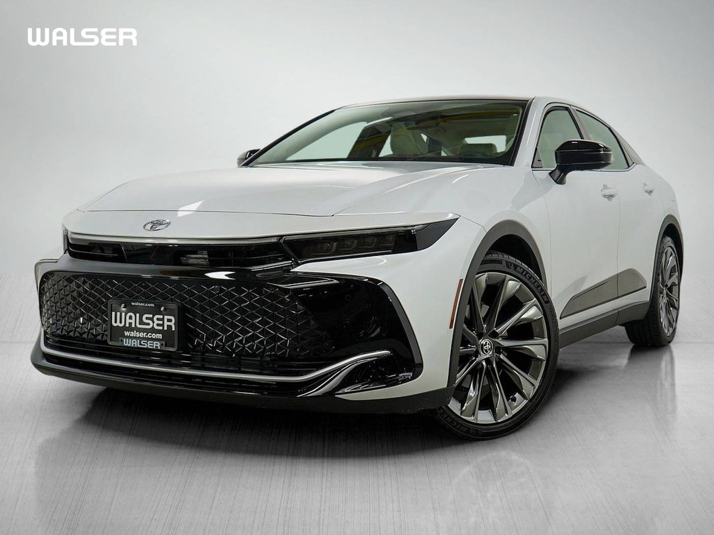 2026 Toyota Crown Limited — Sedan — 2,948 mi — Bloomington, MN