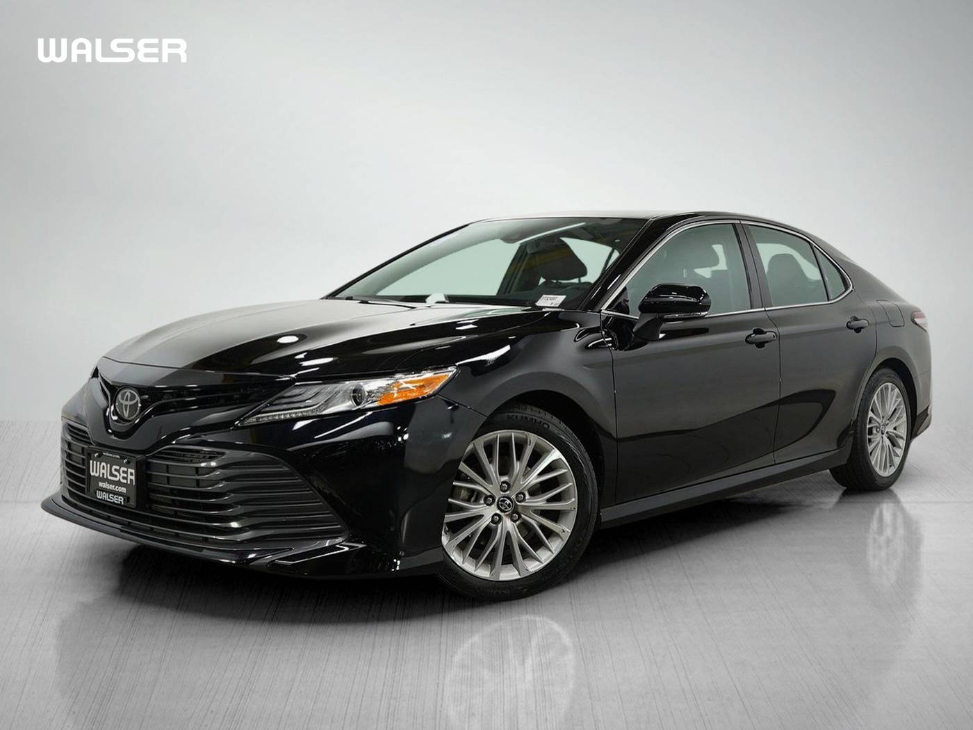 2019 Toyota Camry XLE — Sedan — 32,582 mi — Bloomington, MN