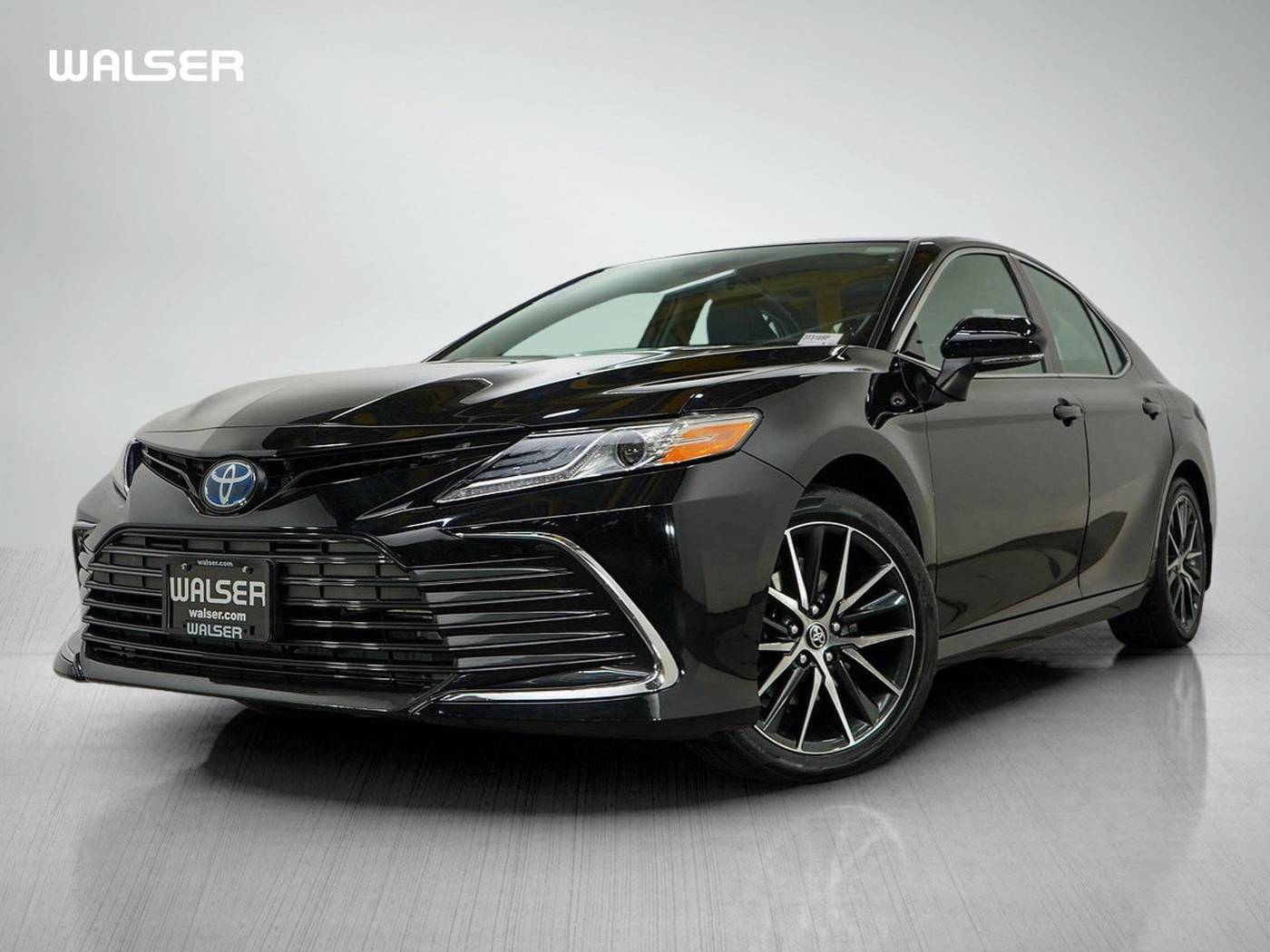 2024 Toyota Camry Hybrid XLE — Sedan — 16,009 mi — Bloomington, MN
