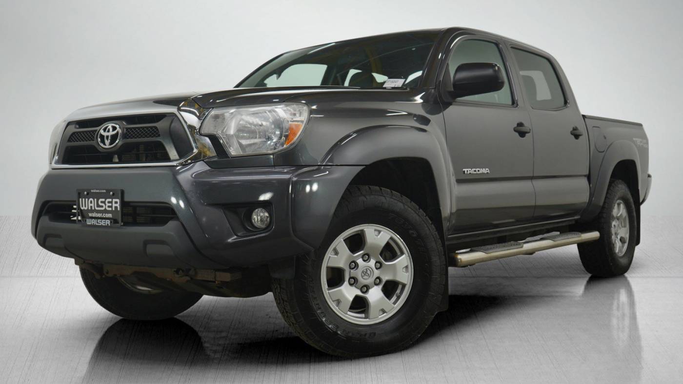 2014 Toyota Tacoma Base — Pickup Truck — 128,000 mi — Bloomington, MN