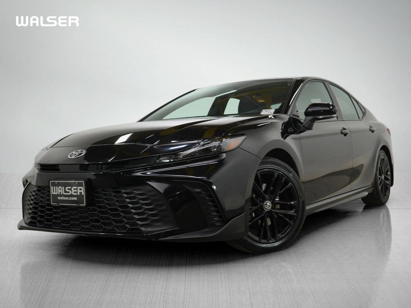 2025 Toyota Camry SE — Sedan — 10,217 mi — Bloomington, MN