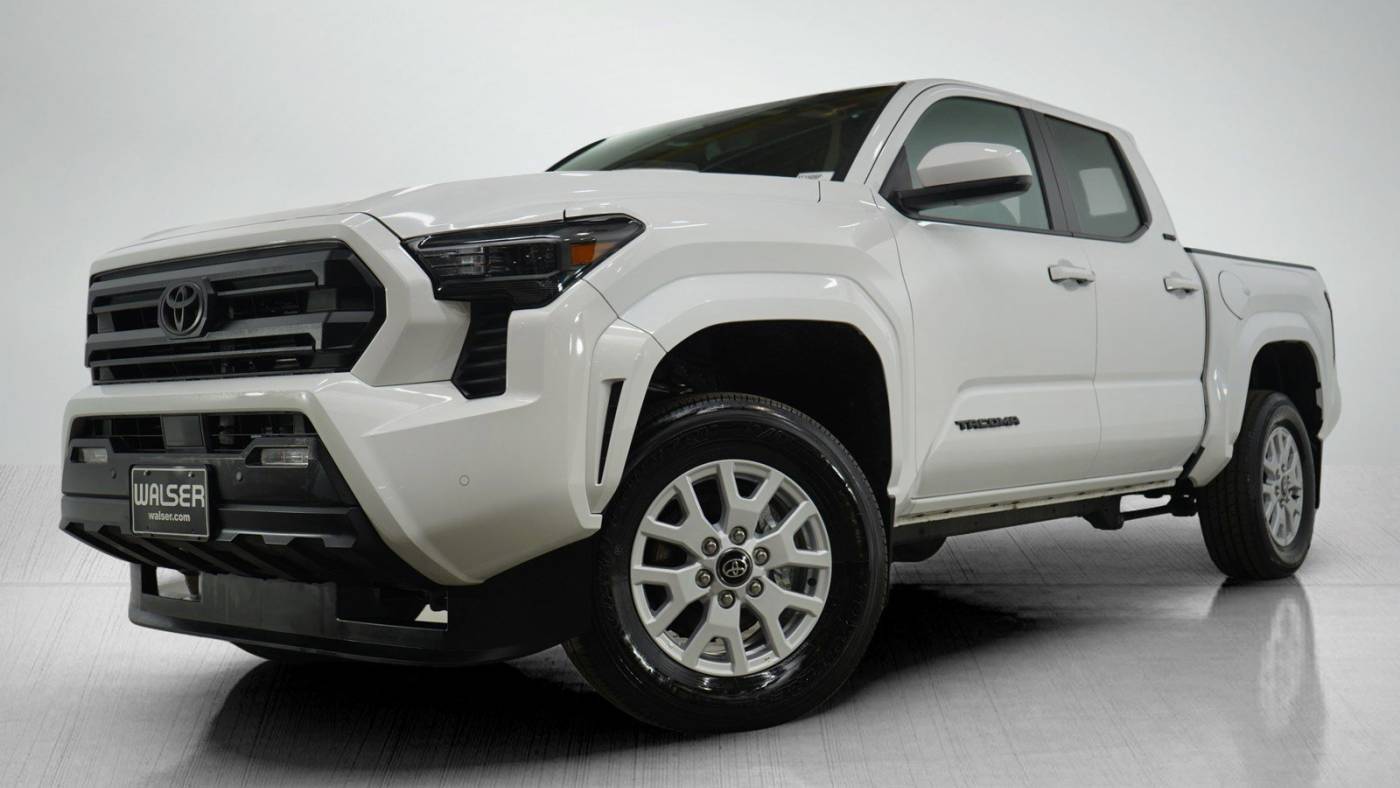 2024 Toyota Tacoma SR5 — Pickup Truck — 10,345 mi — Bloomington, MN