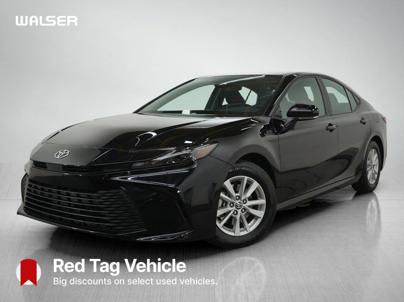 2025 Toyota Camry LE — Sedan — 17,902 mi — Bloomington, MN