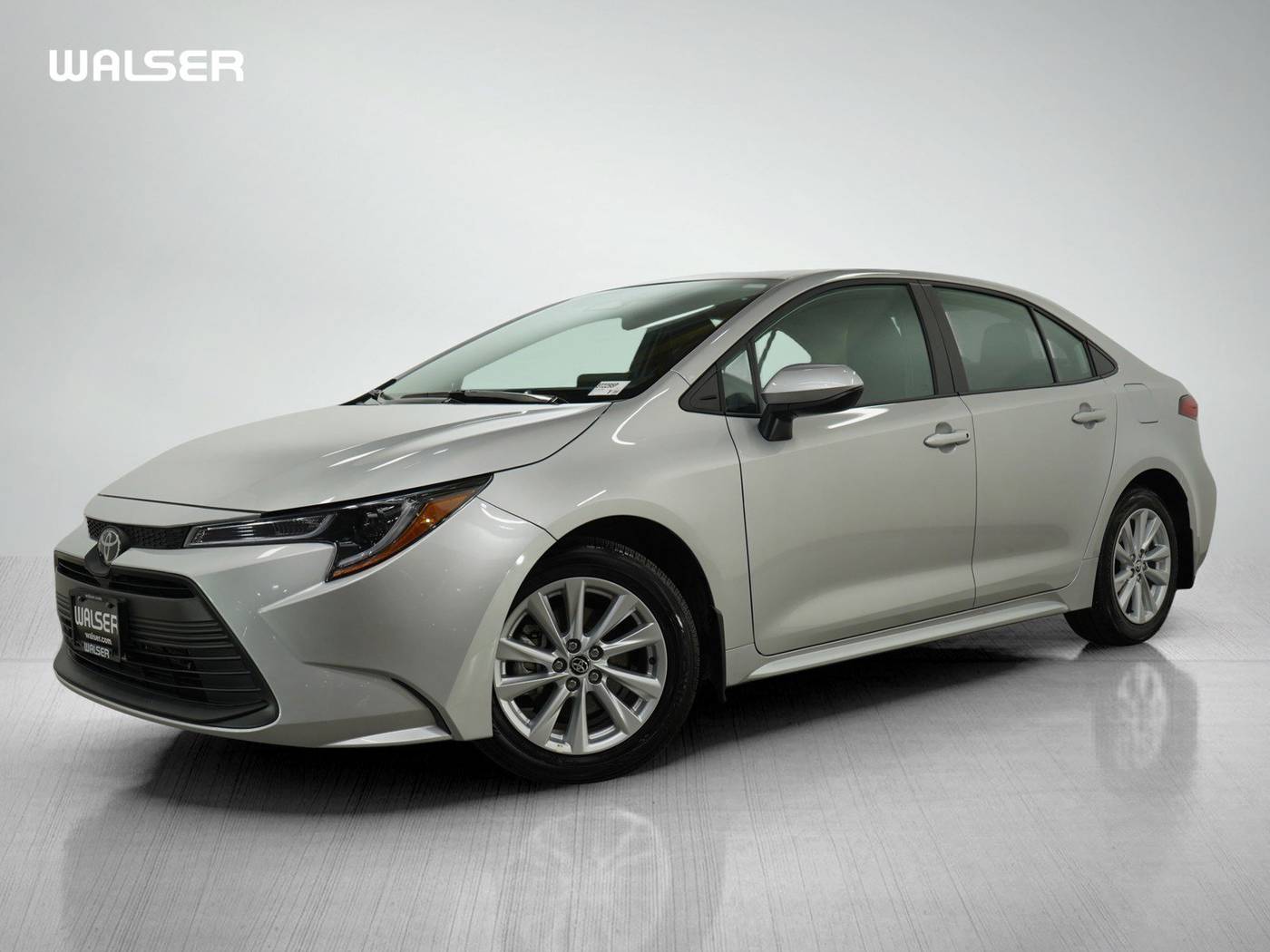 2025 Toyota Corolla LE — Sedan — 5,077 mi — Bloomington, MN