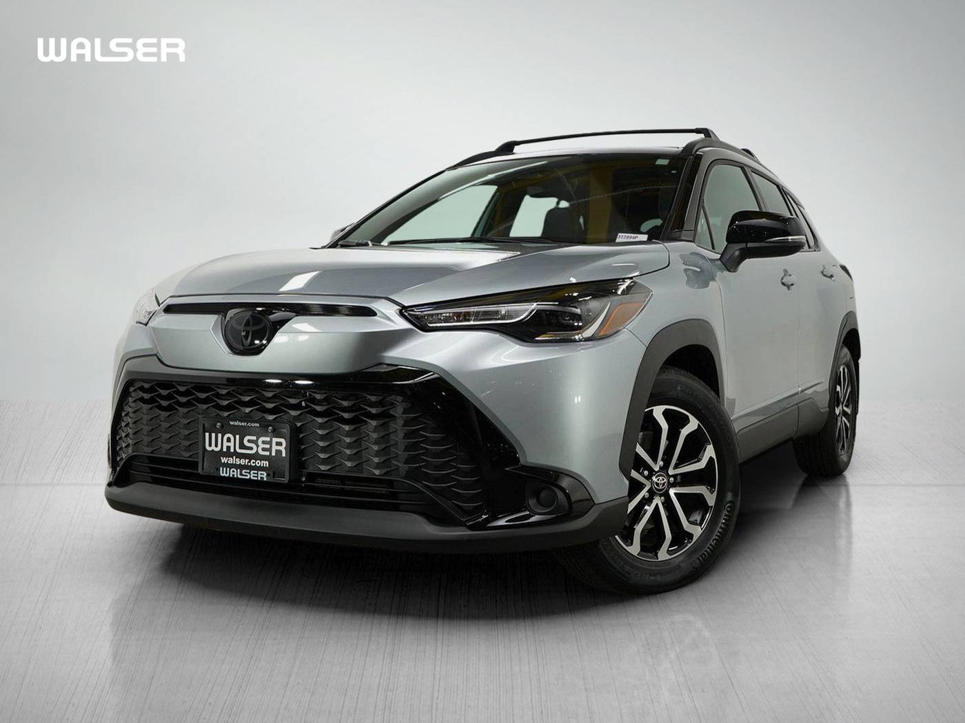 2025 Toyota Corolla Cross Hybrid SE — SUV — 9,585 mi — Bloomington, MN
