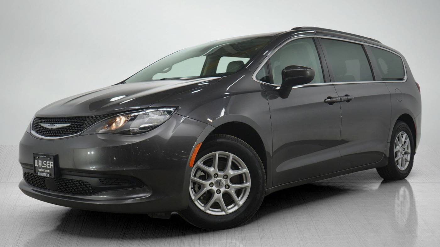 2021 Chrysler Voyager LXI — Minivan — 61,918 mi — Bloomington, MN