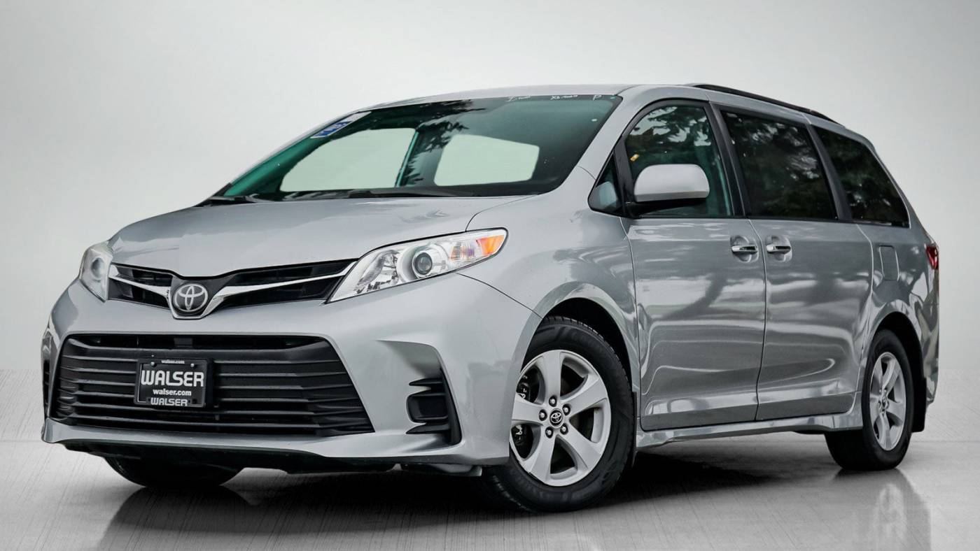 2020 Toyota Sienna LE — Minivan — 56,394 mi — Bloomington, MN