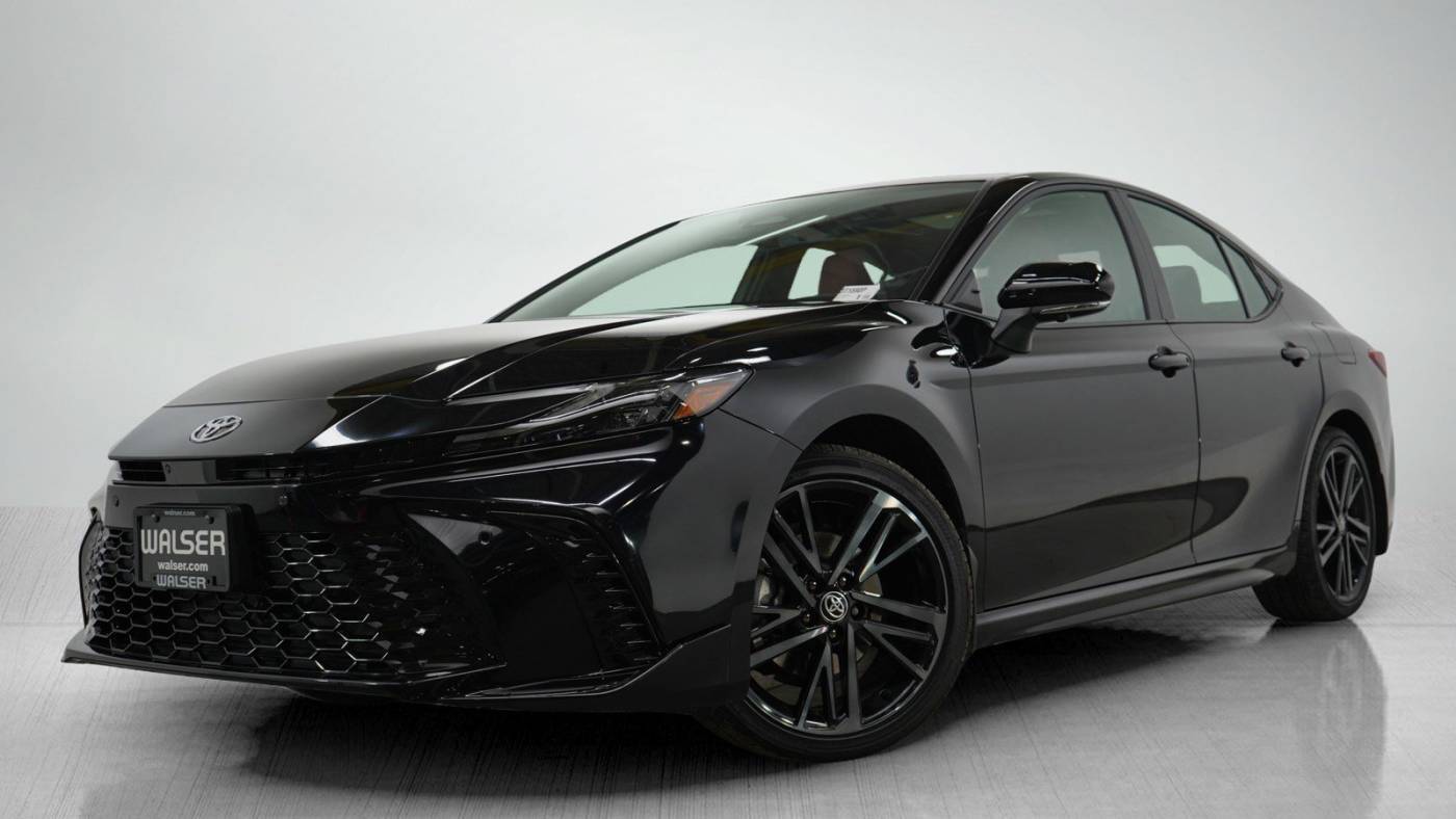 2025 Toyota Camry XSE — Sedan — 4,384 mi — Bloomington, MN
