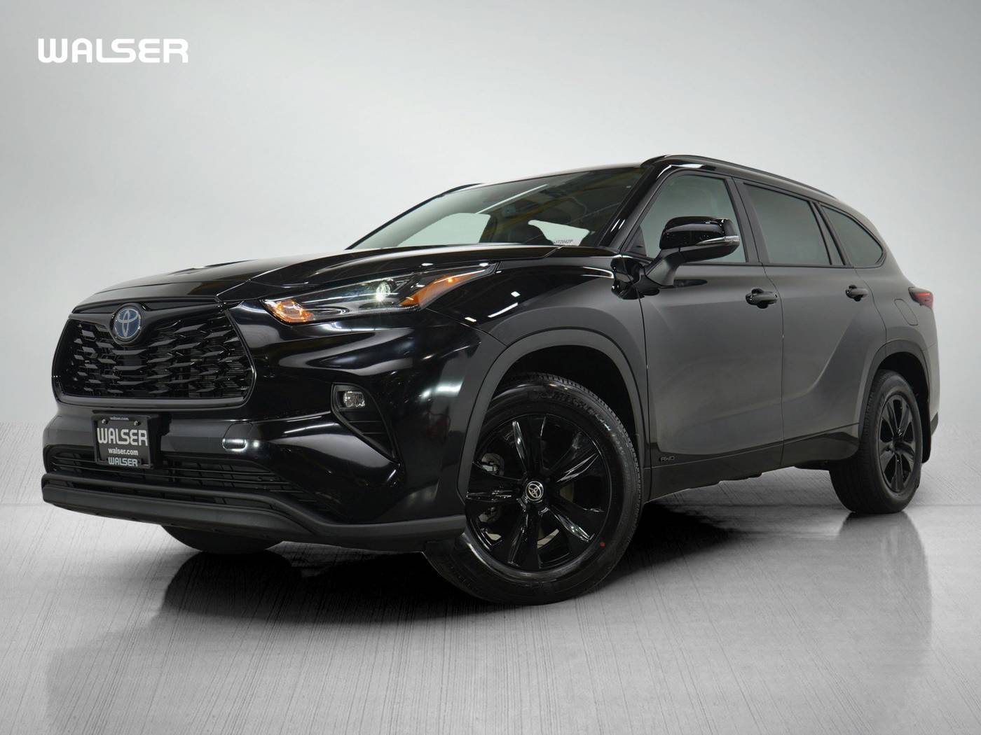2024 Toyota Highlander Hybrid XLE Nightshade — SUV — 4,732 mi — Bloomington, MN