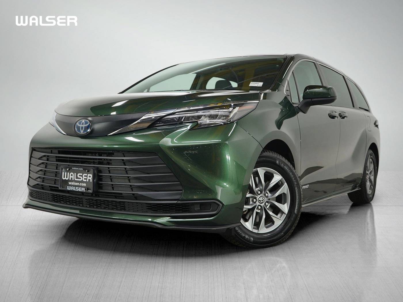 2021 Toyota Sienna LE — Minivan — 38,779 mi — Bloomington, MN