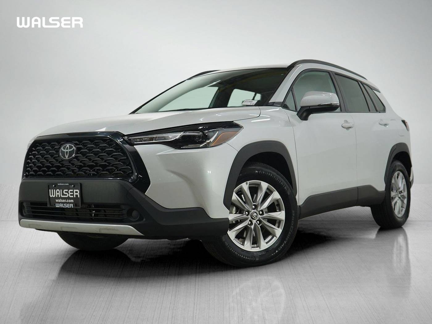 2022 Toyota Corolla Cross LE — SUV — 30,500 mi — Bloomington, MN