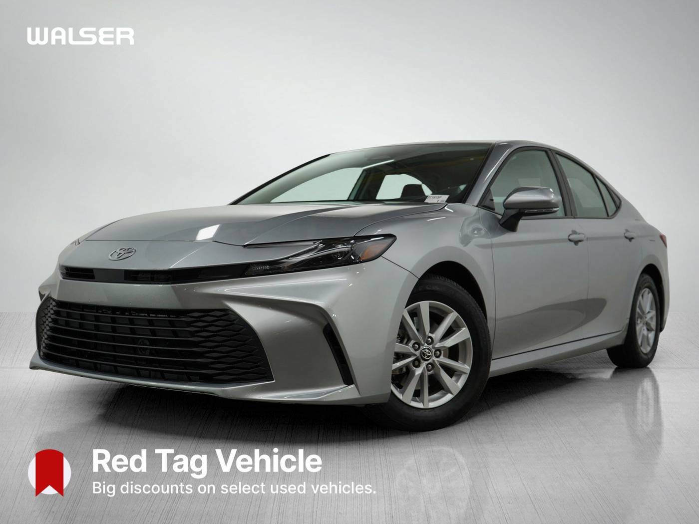 2025 Toyota Camry LE — Sedan — 23,668 mi — Bloomington, MN