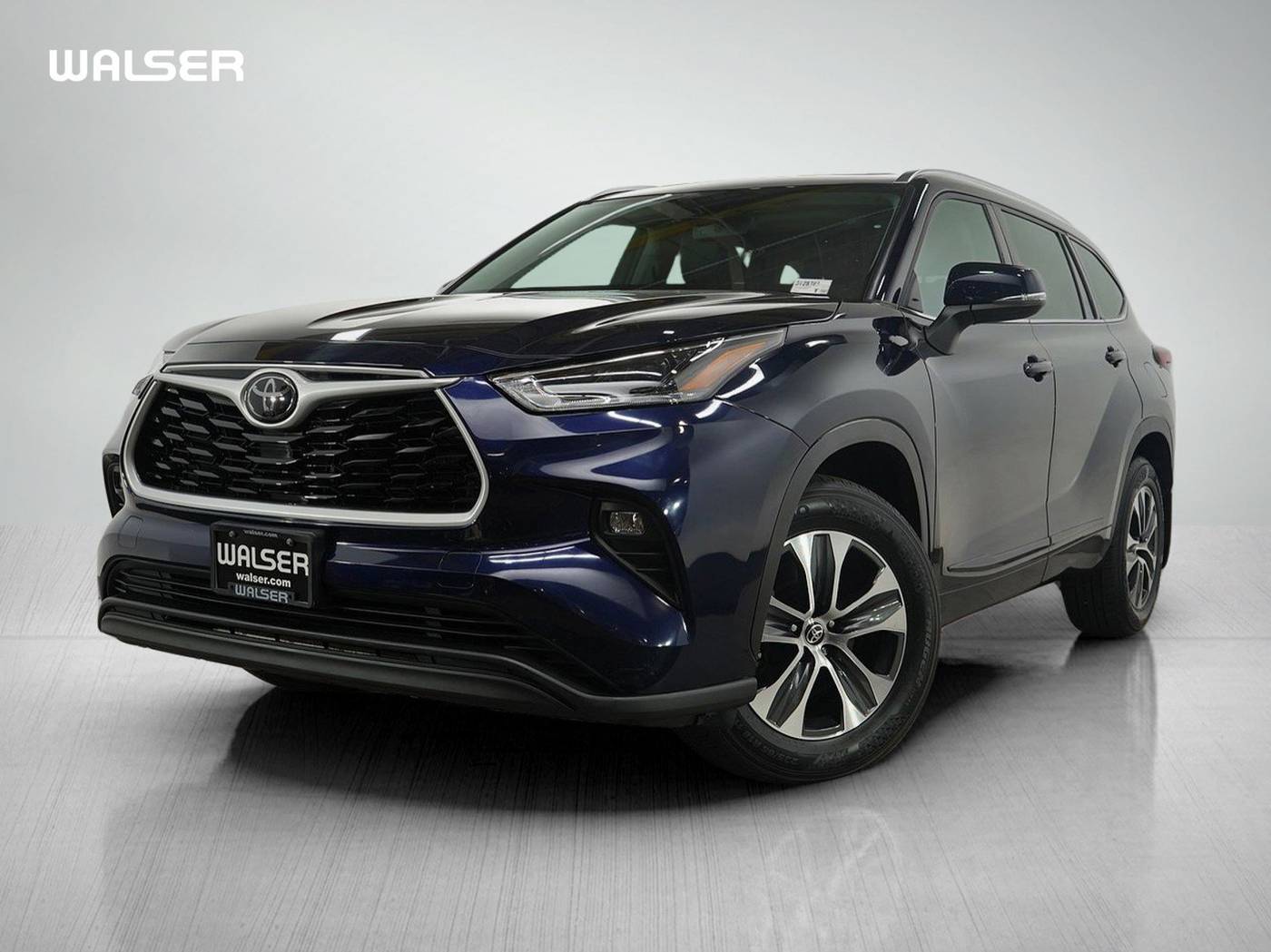 2021 Toyota Highlander XLE — SUV — 35,171 mi — Bloomington, MN