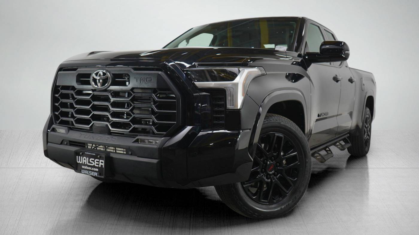 2022 Toyota Tundra SR5 — Pickup Truck — 15,356 mi — Bloomington, MN