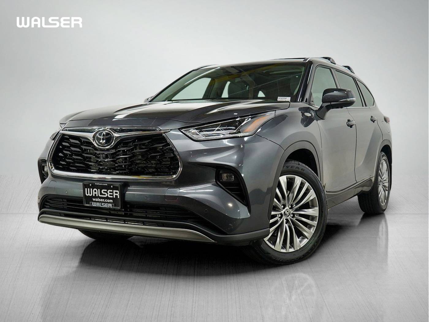 2025 Toyota Highlander Platinum — SUV — 7,776 mi — Bloomington, MN