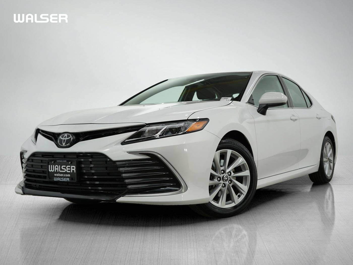 2024 Toyota Camry LE — Sedan — 21,443 mi — Bloomington, MN