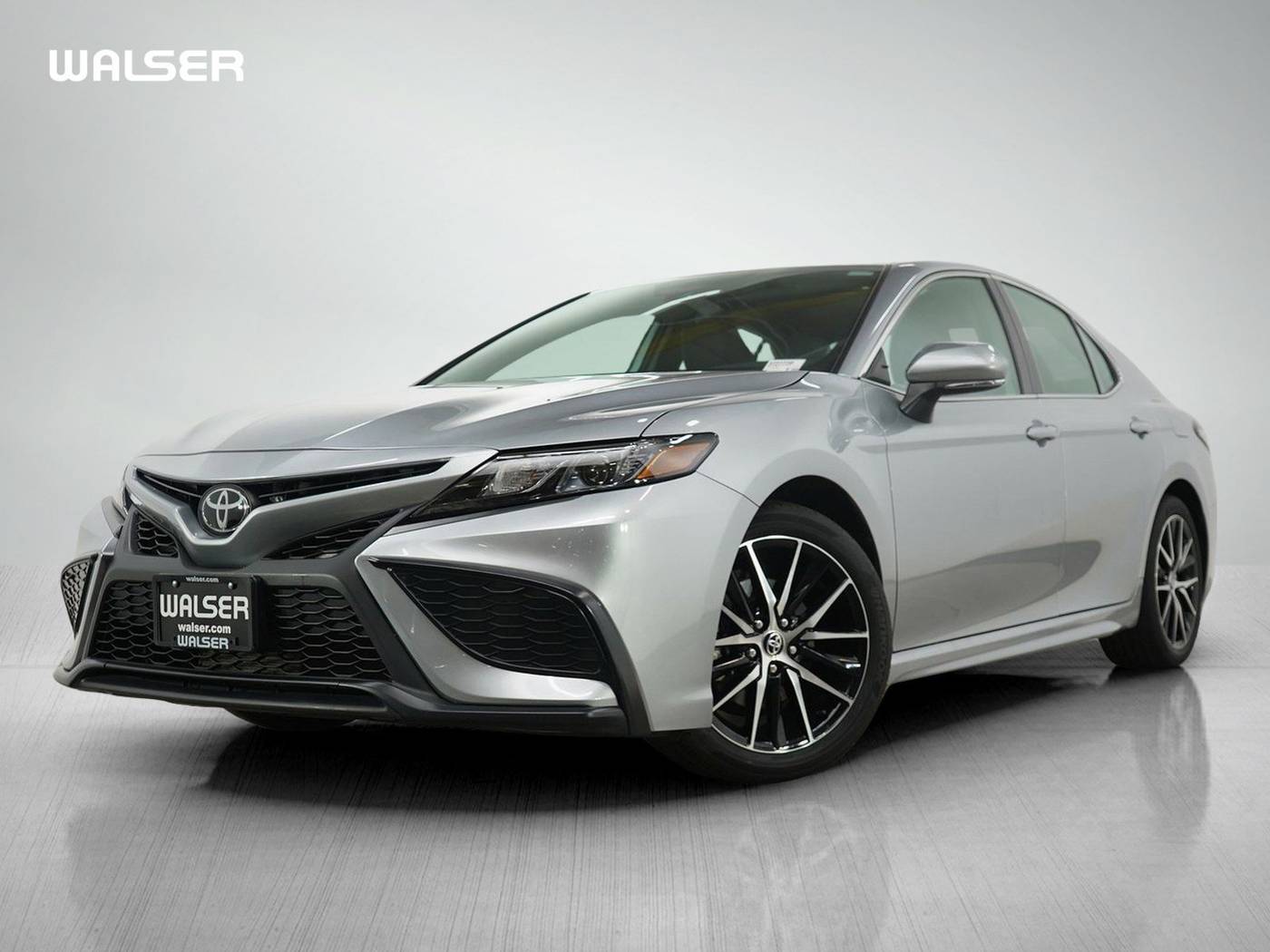 2024 Toyota Camry SE — Sedan — 24,736 mi — Bloomington, MN