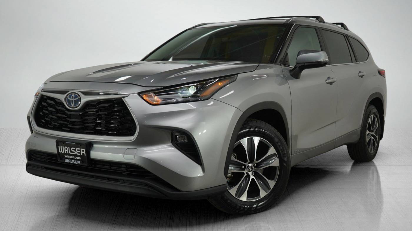 2023 Toyota Highlander Hybrid XLE