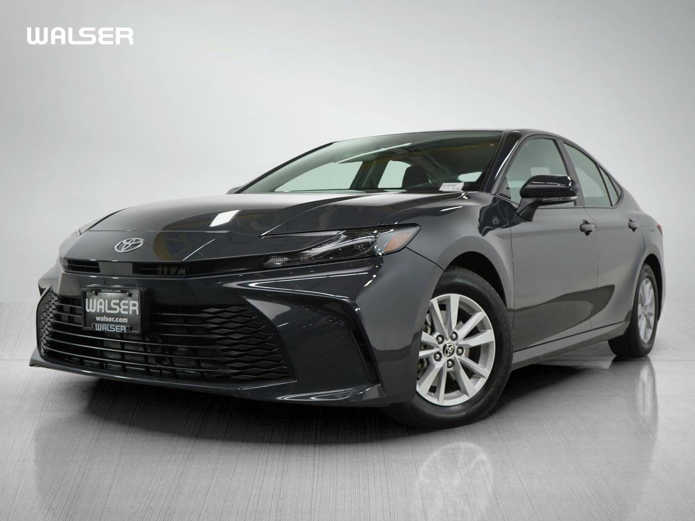 2025 Toyota Camry LE — Sedan — 27,547 mi — Bloomington, MN