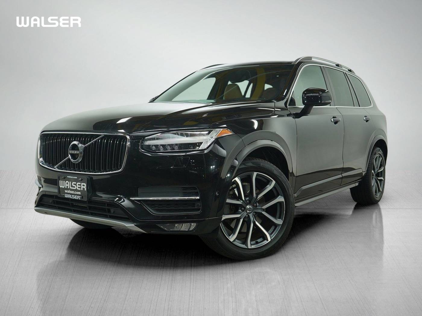 2016 Volvo XC90 T6 Momentum — SUV — 110,456 mi — Bloomington, MN