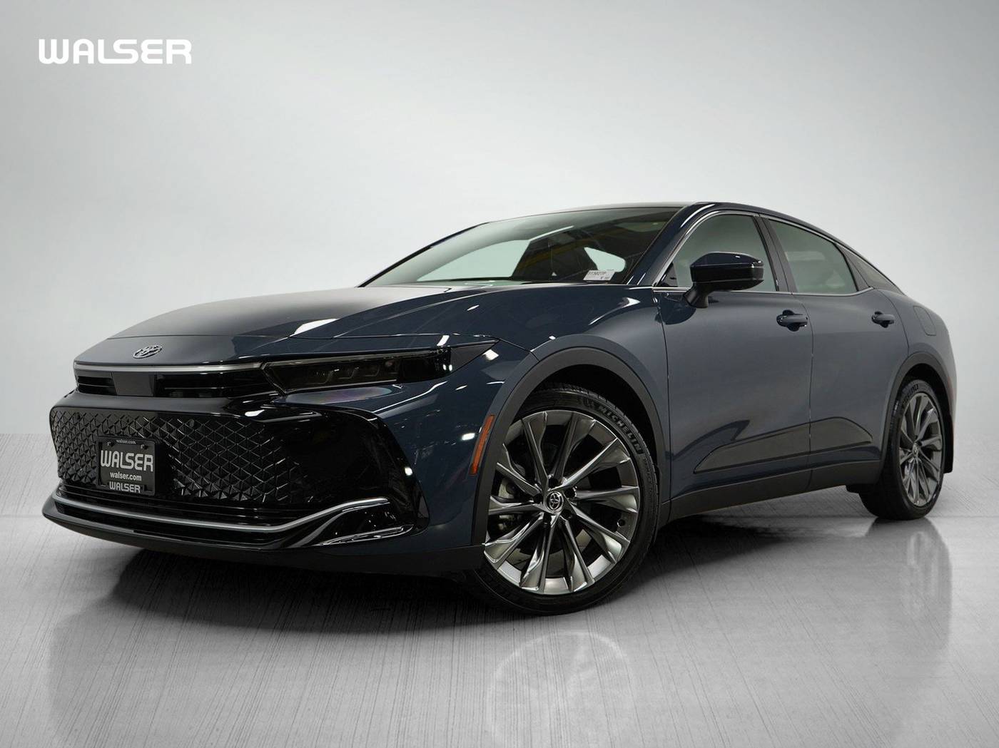 2025 Toyota Crown Limited — Sedan — 7,369 mi — Bloomington, MN