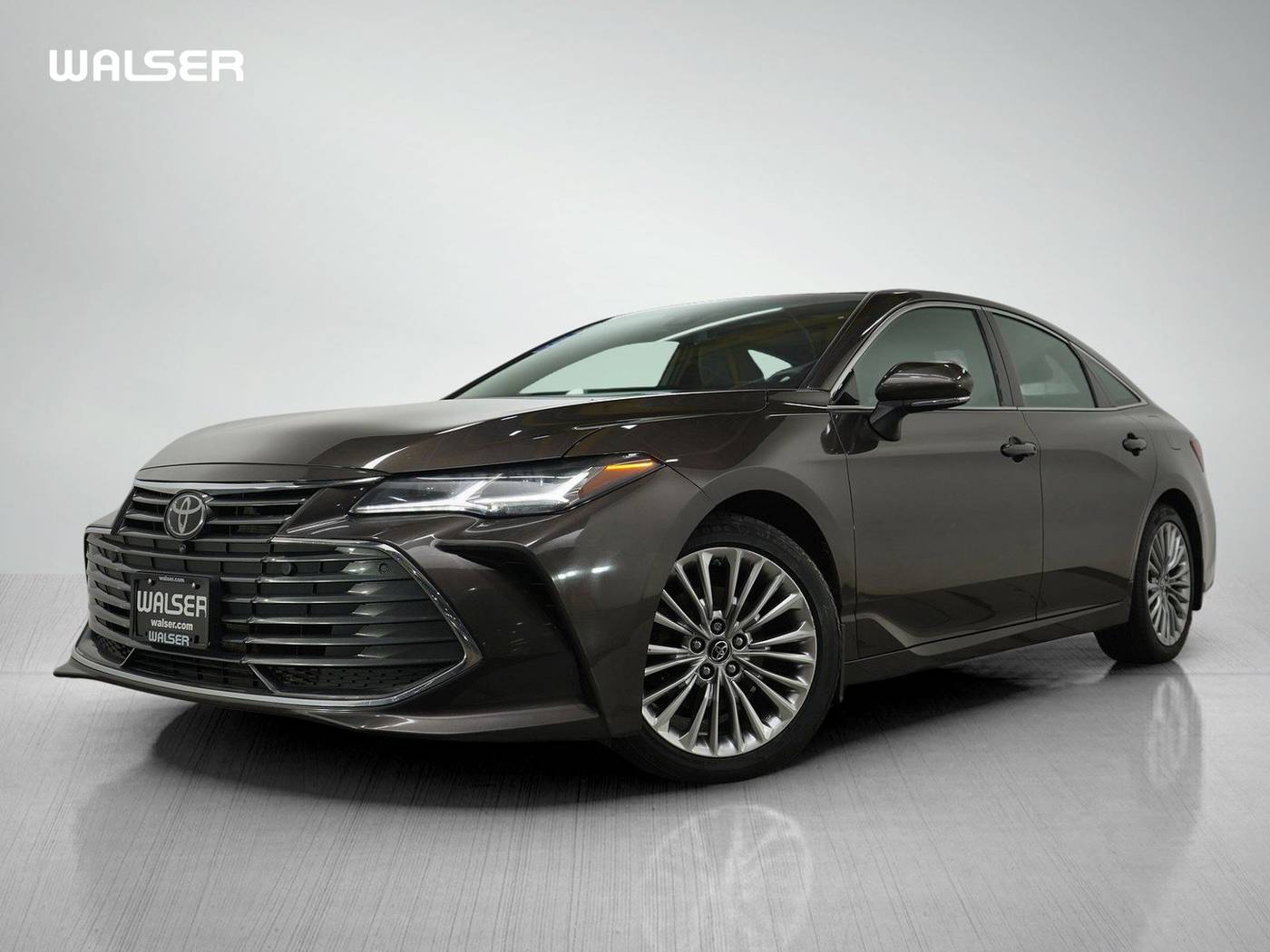 2019 Toyota Avalon Limited — Sedan — 64,319 mi — Bloomington, MN
