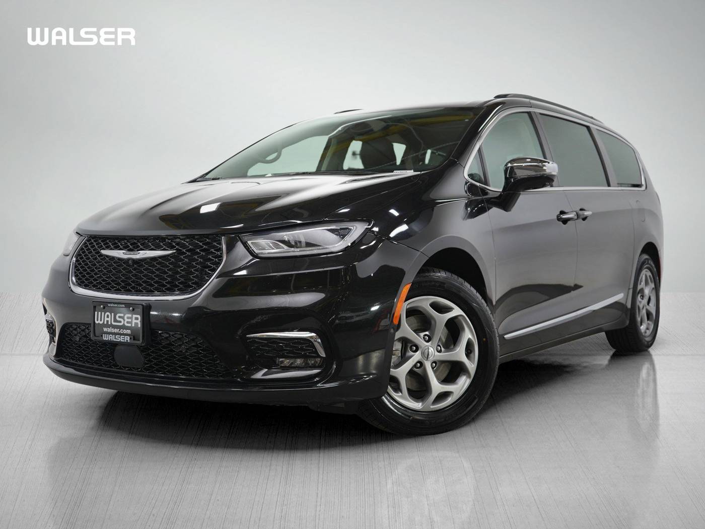 2022 Chrysler Pacifica Limited — Minivan — 69,521 mi — Bloomington, MN