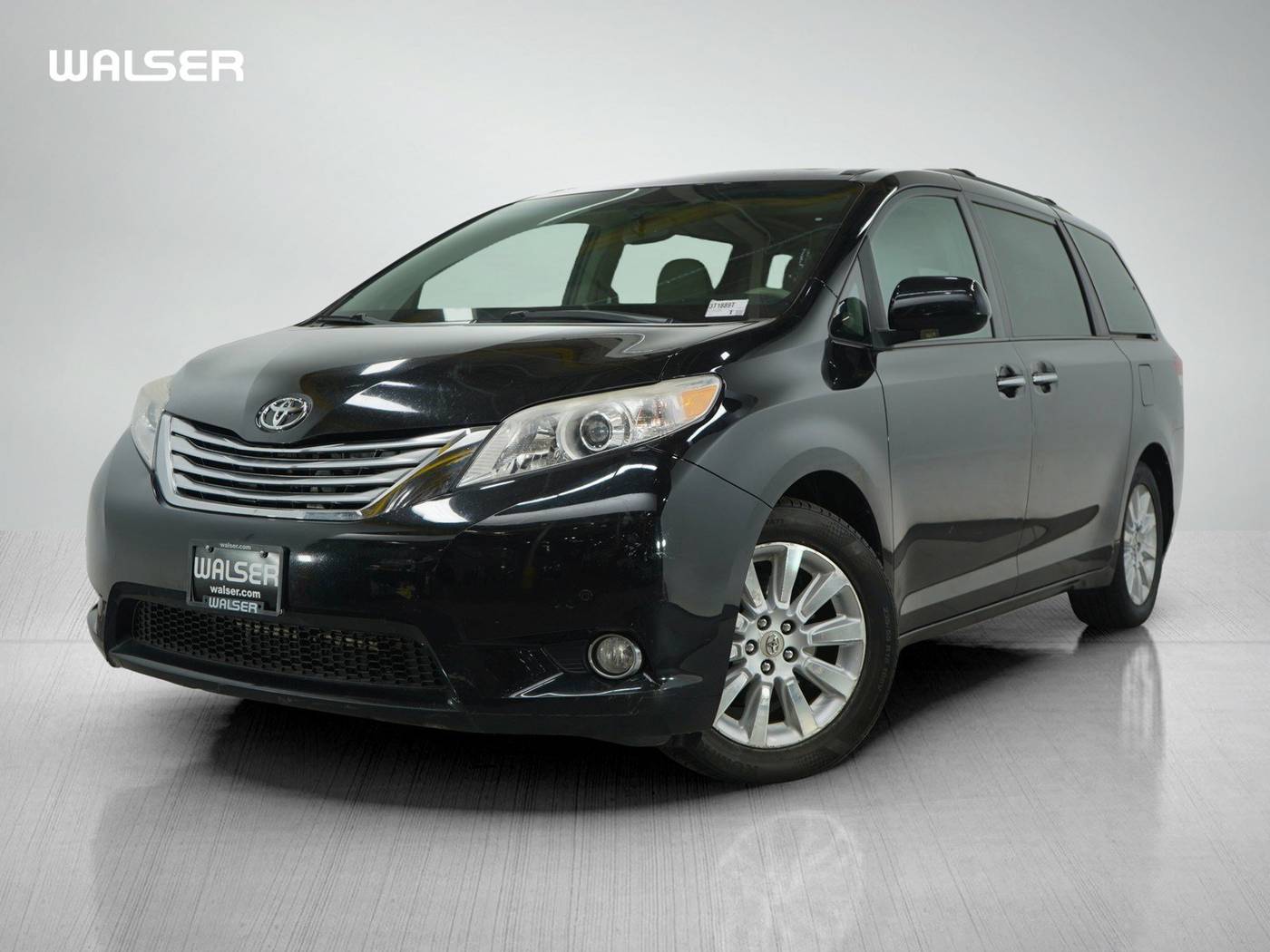 2011 Toyota Sienna Base — Minivan — 153,209 mi — Bloomington, MN