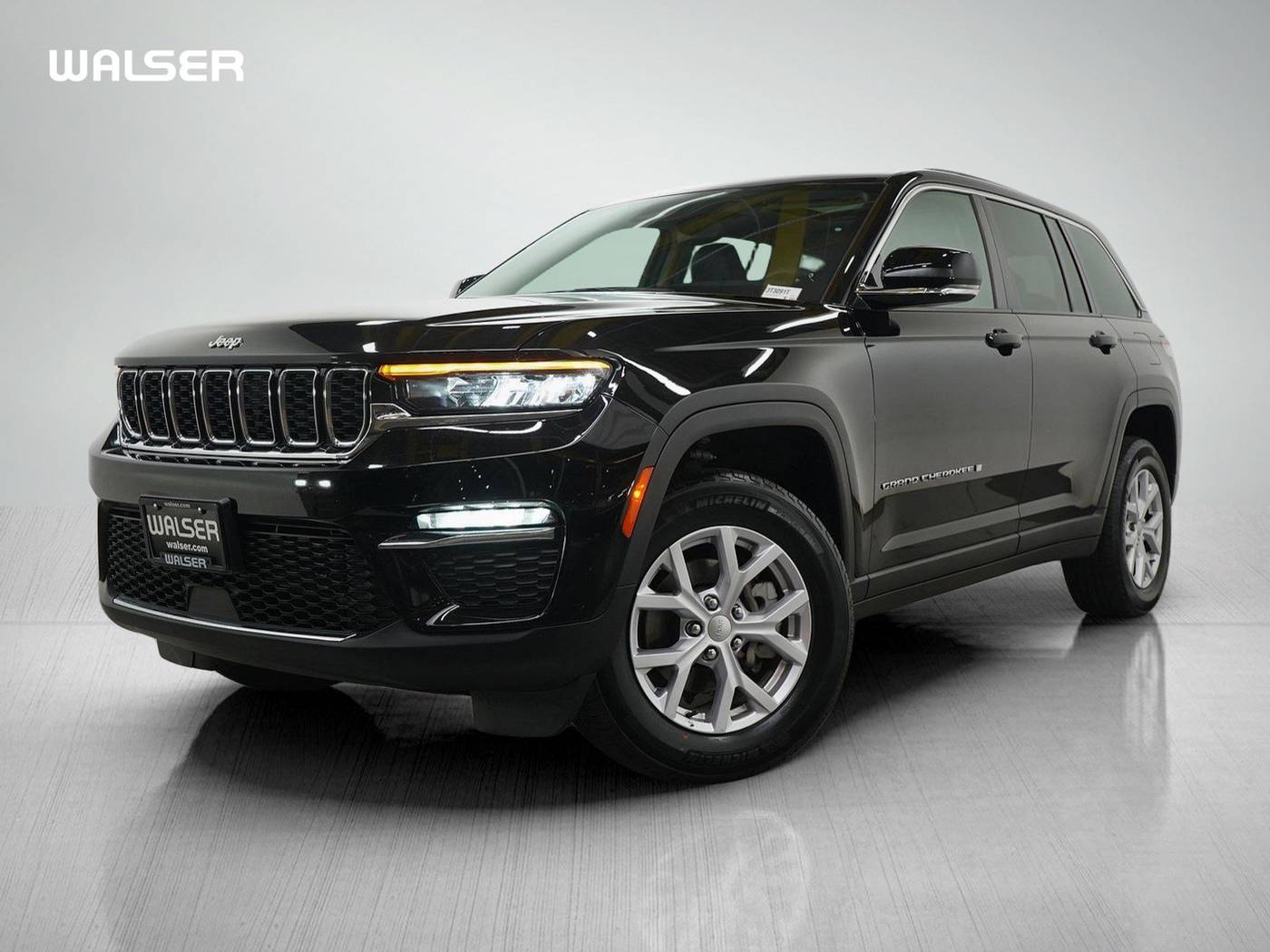 2022 Jeep Grand Cherokee Limited — SUV — 43,589 mi — Bloomington, MN