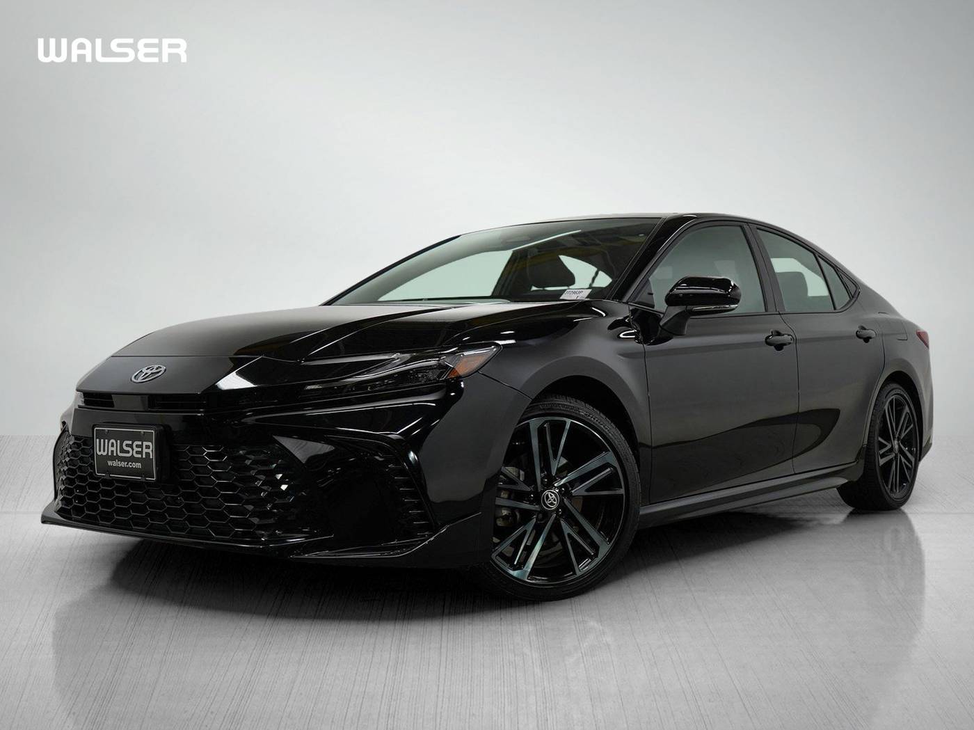 2025 Toyota Camry Hybrid XSE — Sedan — 10,185 mi — Bloomington, MN
