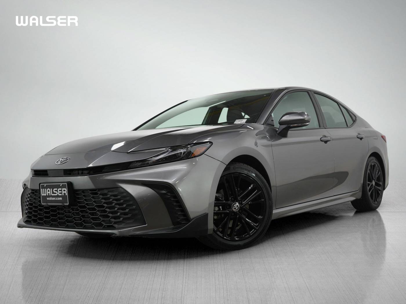 2025 Toyota Camry LE — Sedan — 17,452 mi — Bloomington, MN