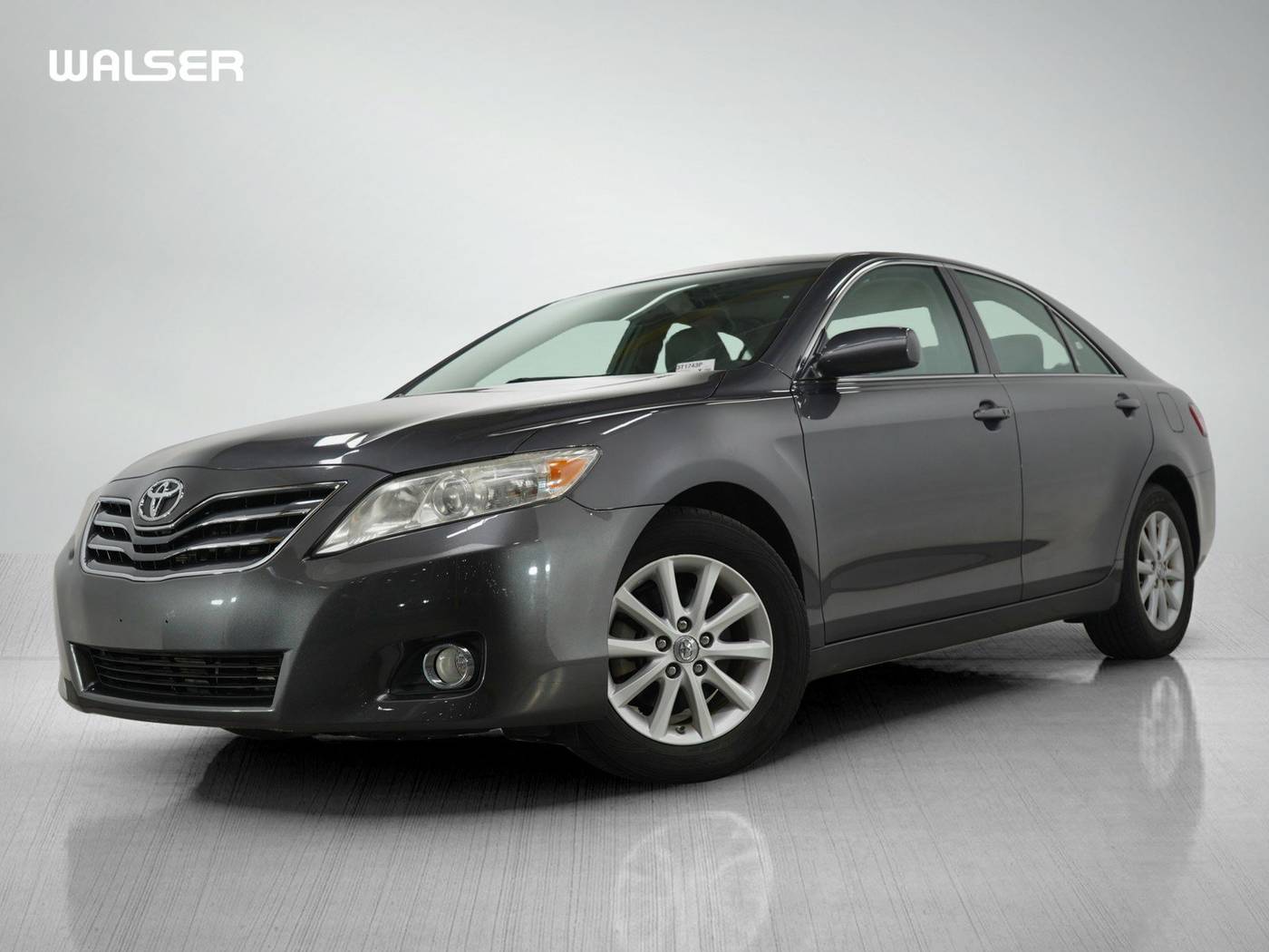 2011 Toyota Camry XLE — Sedan — 66,943 mi — Bloomington, MN