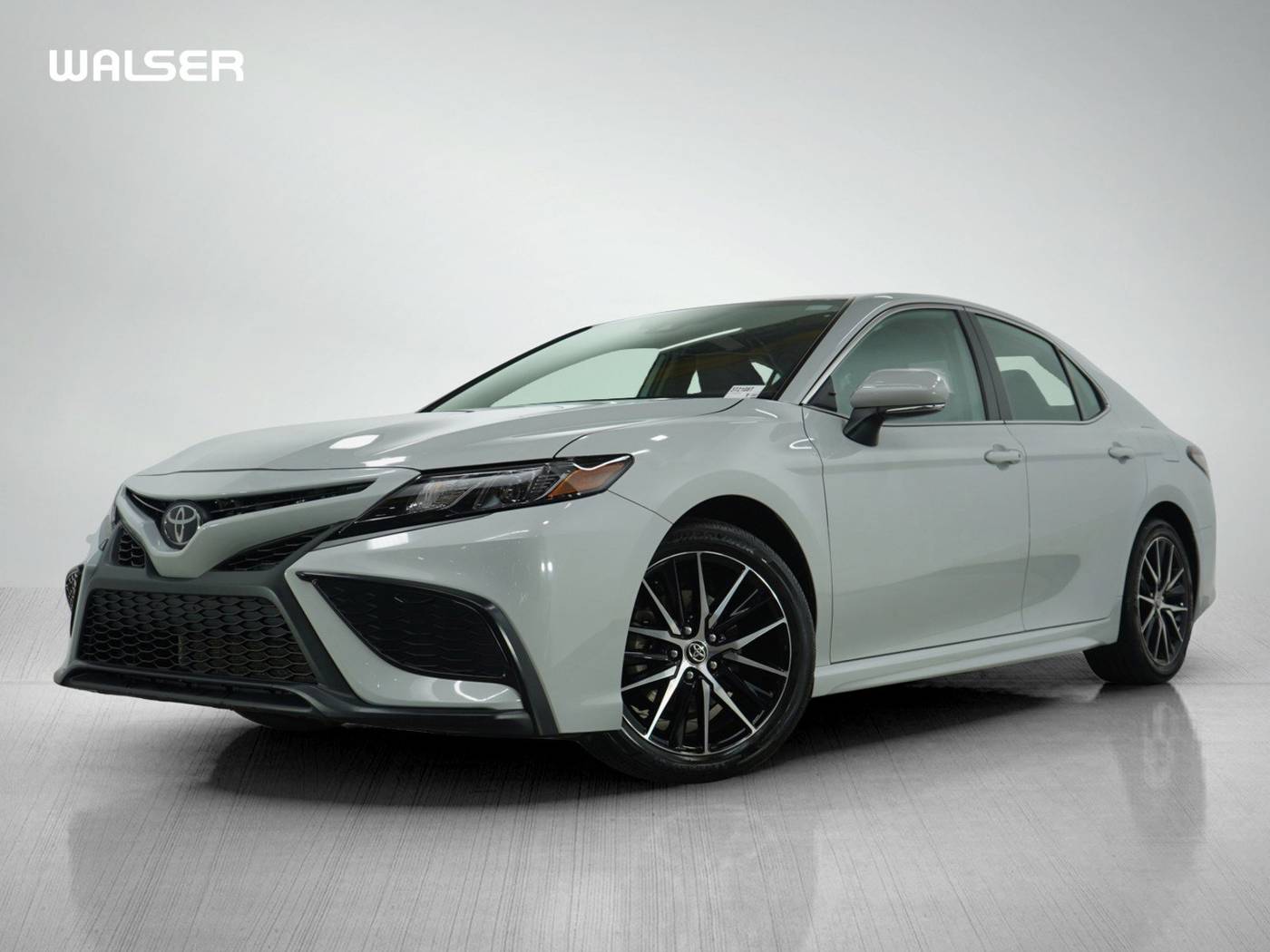 2022 Toyota Camry SE — Sedan — 16,852 mi — Bloomington, MN