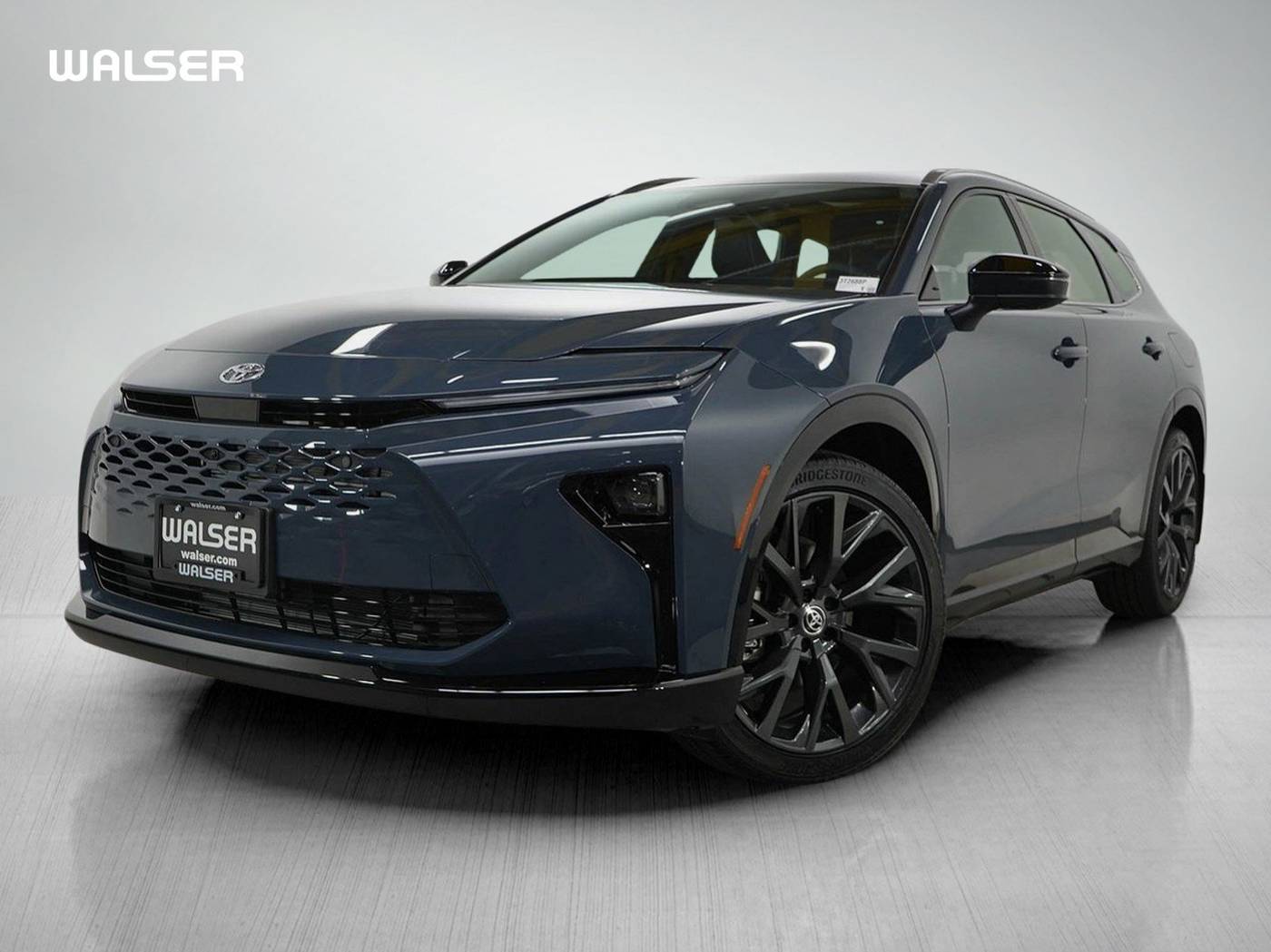 2025 Toyota Crown Signia Limited — SUV — 96 mi — Bloomington, MN