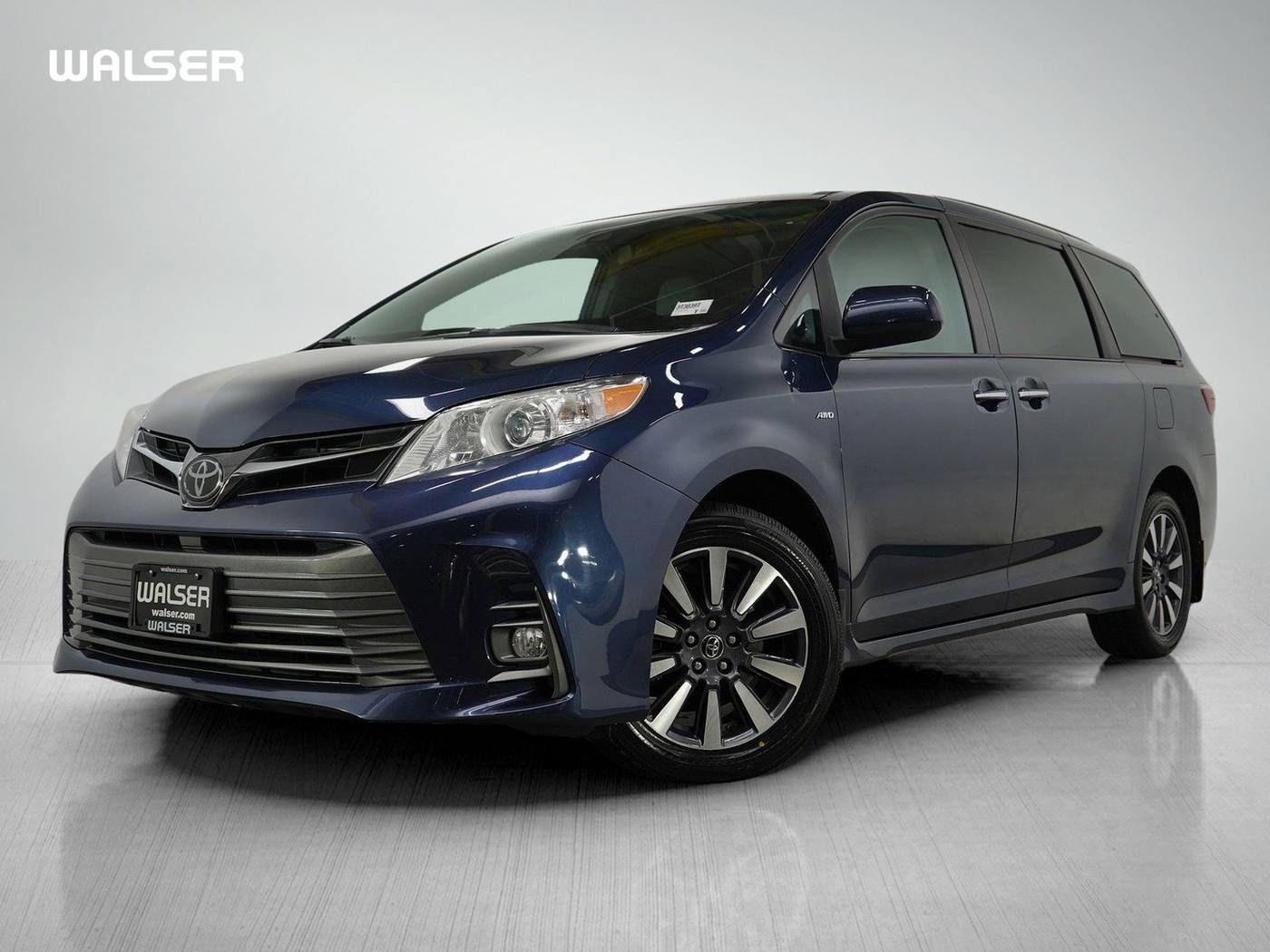 2020 Toyota Sienna XLE Premium — Minivan — 97,311 mi — Bloomington, MN