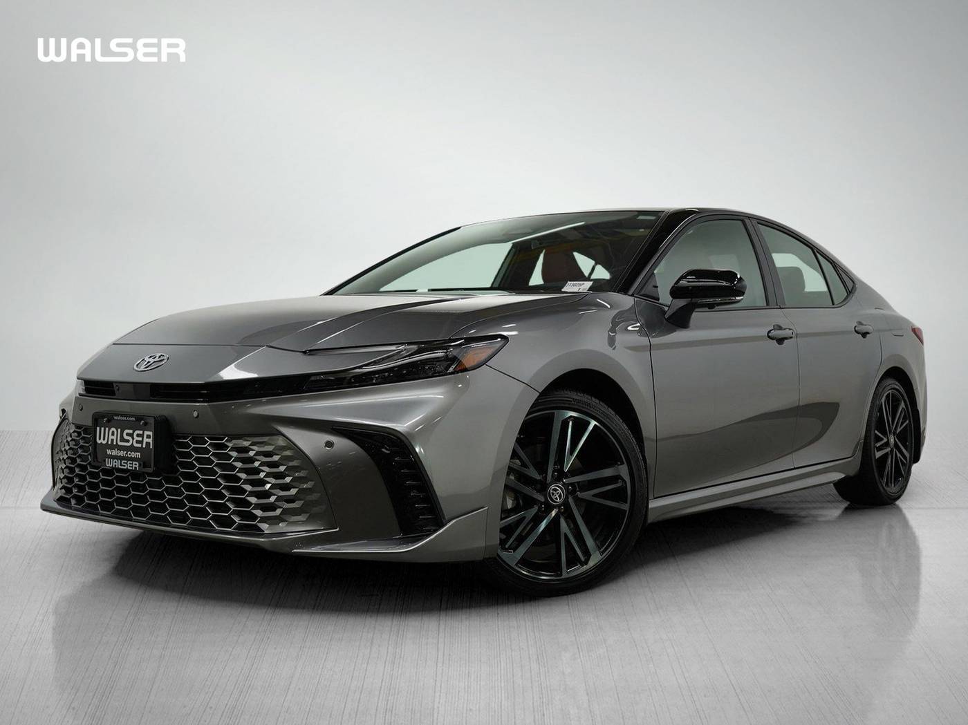 2025 Toyota Camry Hybrid LE — Sedan — 8,707 mi — Bloomington, MN