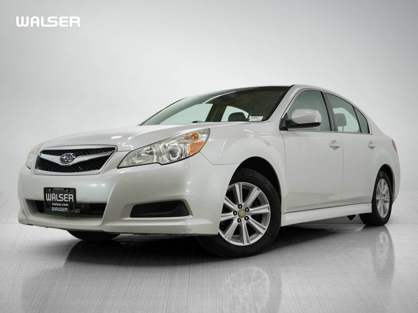 2010 Subaru Legacy 2.5i Premium — Sedan — 124,860 mi — Bloomington, MN