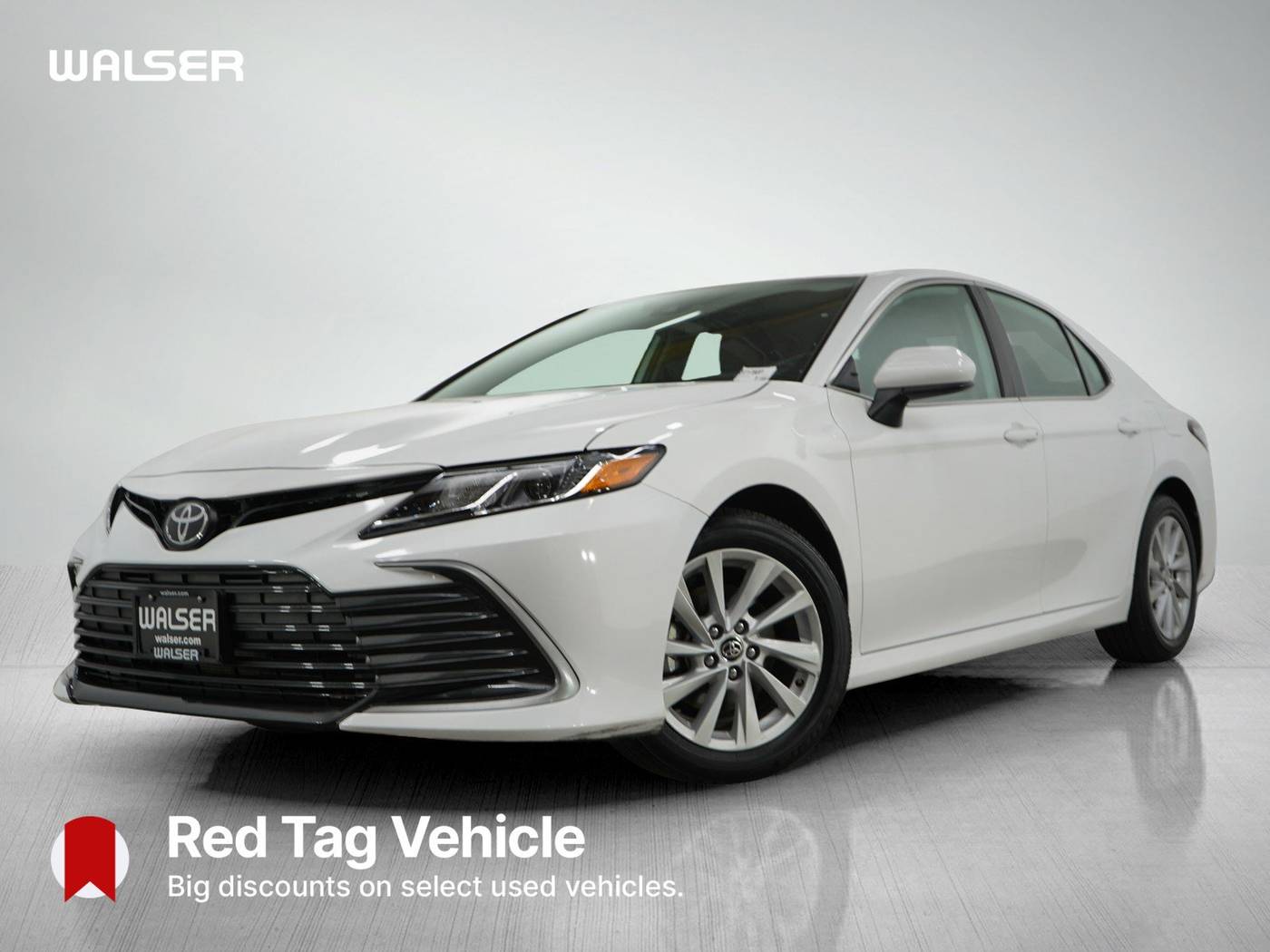 2024 Toyota Camry LE — Sedan — 23,551 mi — Bloomington, MN