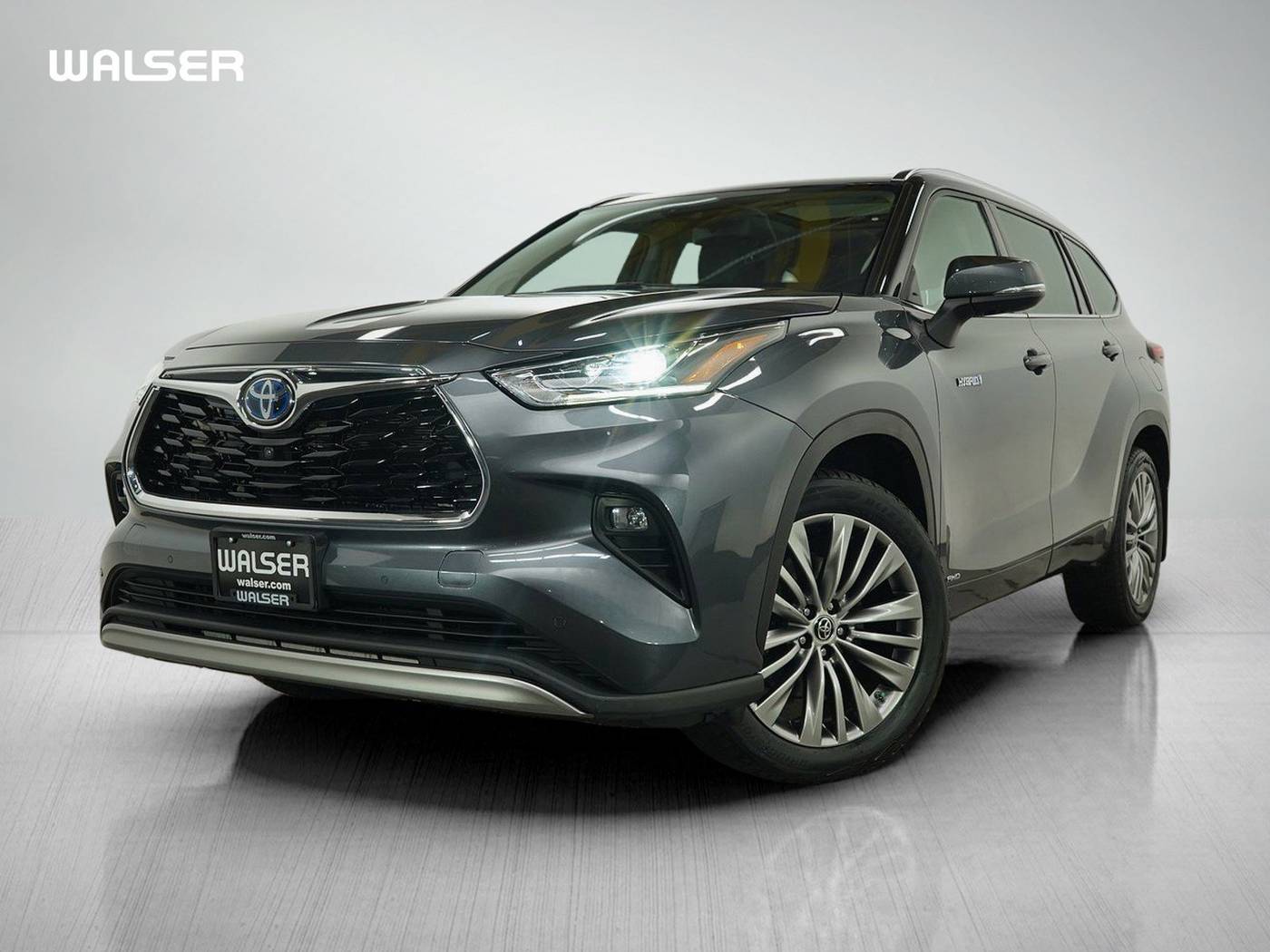 2020 Toyota Highlander Hybrid Limited Platinum — SUV — 36,783 mi — Bloomington, MN