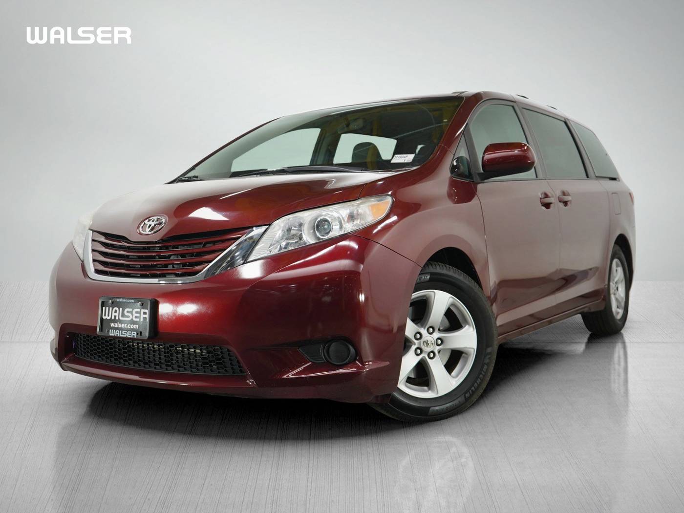 2016 Toyota Sienna LE — Minivan — 93,300 mi — Bloomington, MN