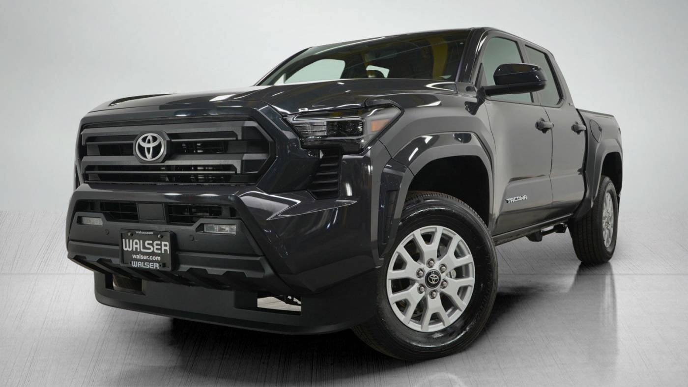 2024 Toyota Tacoma SR5 — Pickup Truck — 10,741 mi — Bloomington, MN