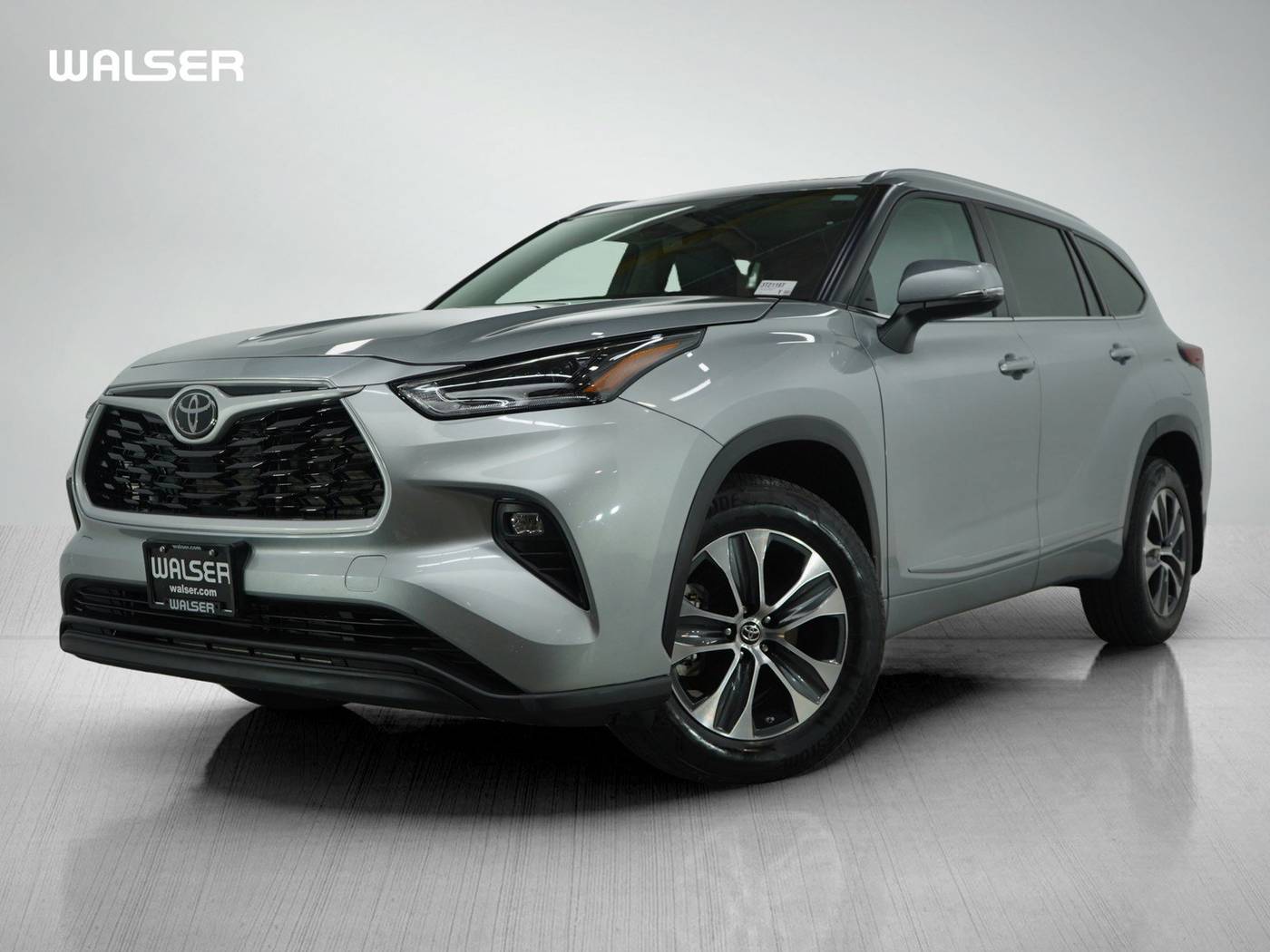 2022 Toyota Highlander XLE — SUV — 11,952 mi — Bloomington, MN