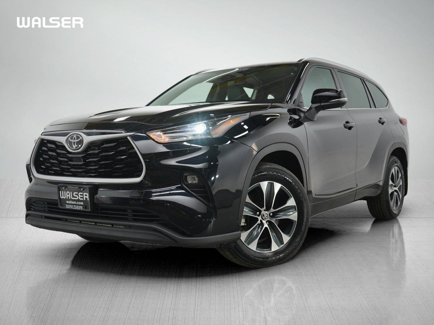2021 Toyota Highlander XLE — SUV — 45,149 mi — Bloomington, MN