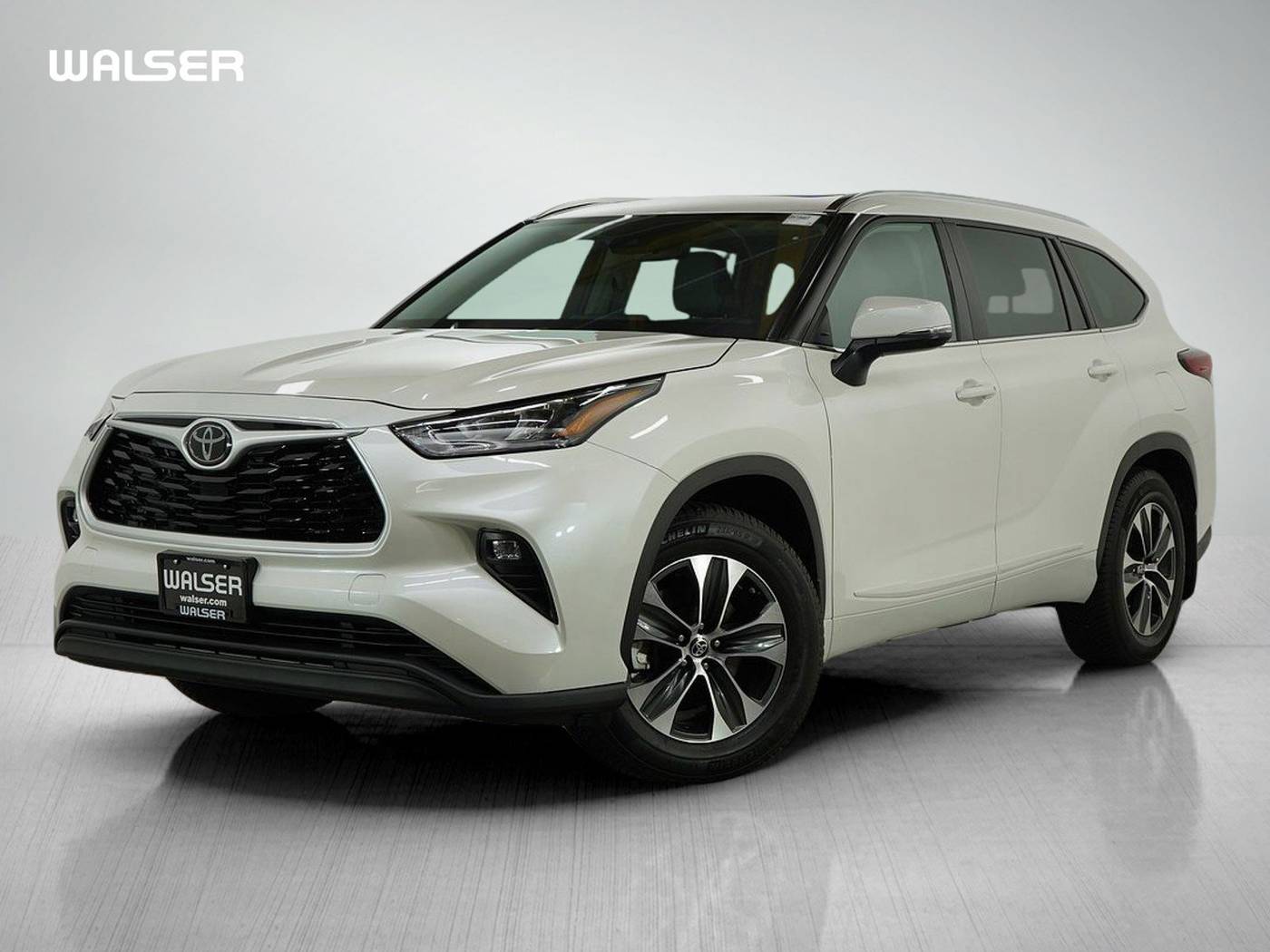 2020 Toyota Highlander XLE — SUV — 49,875 mi — Burnsville, MN