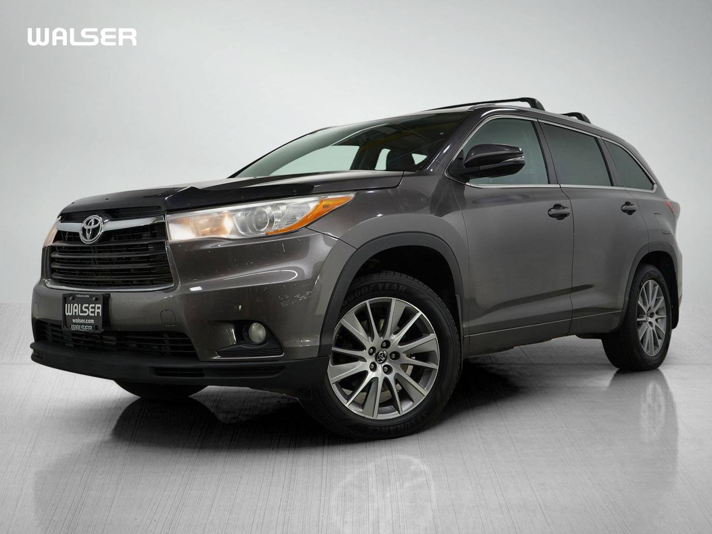 2016 Toyota Highlander XLE — SUV — 120,926 mi — Burnsville, MN