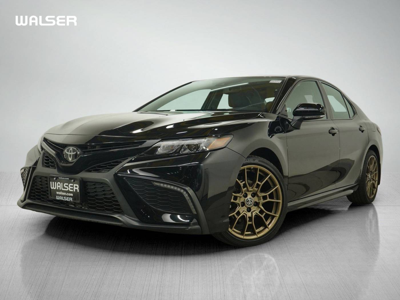 2023 Toyota Camry SE Nightshade — Sedan — 27,438 mi — Burnsville, MN
