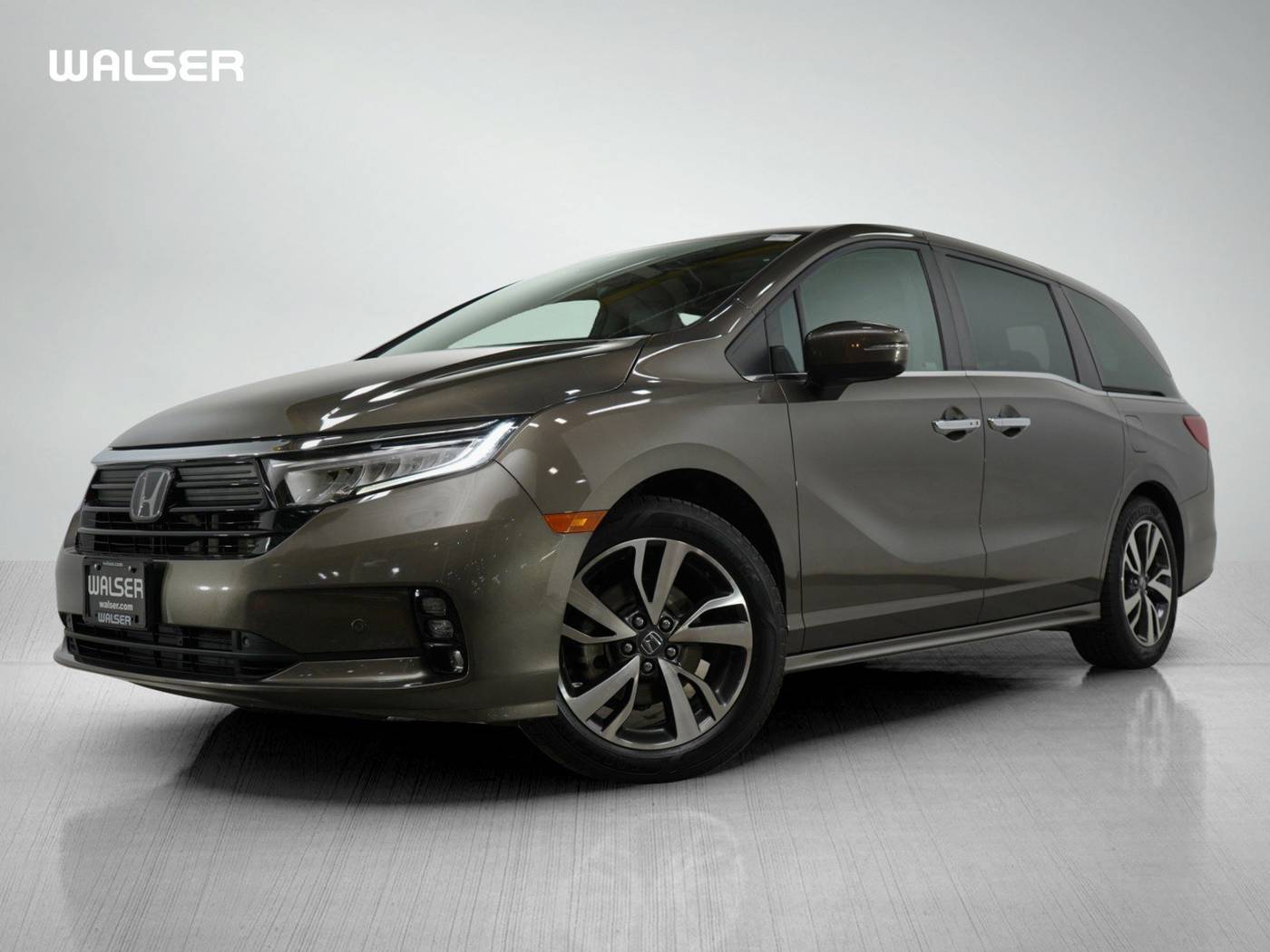 2023 Honda Odyssey Touring — Minivan — 61,302 mi — Burnsville, MN