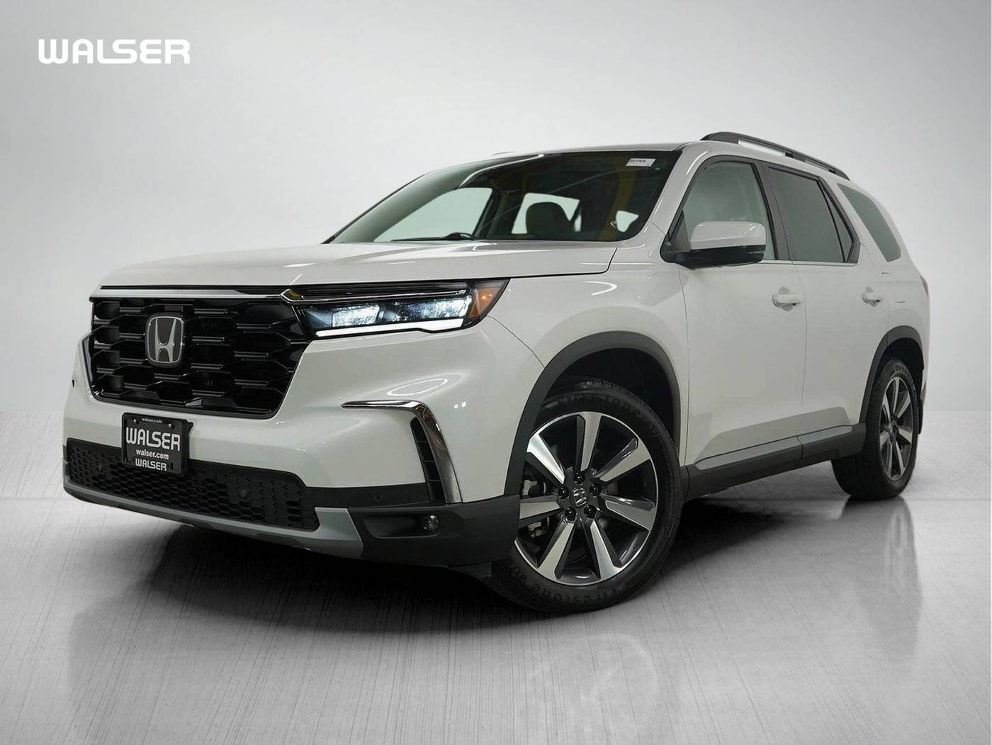 2023 Honda Pilot Touring — SUV — 45,417 mi — Burnsville, MN