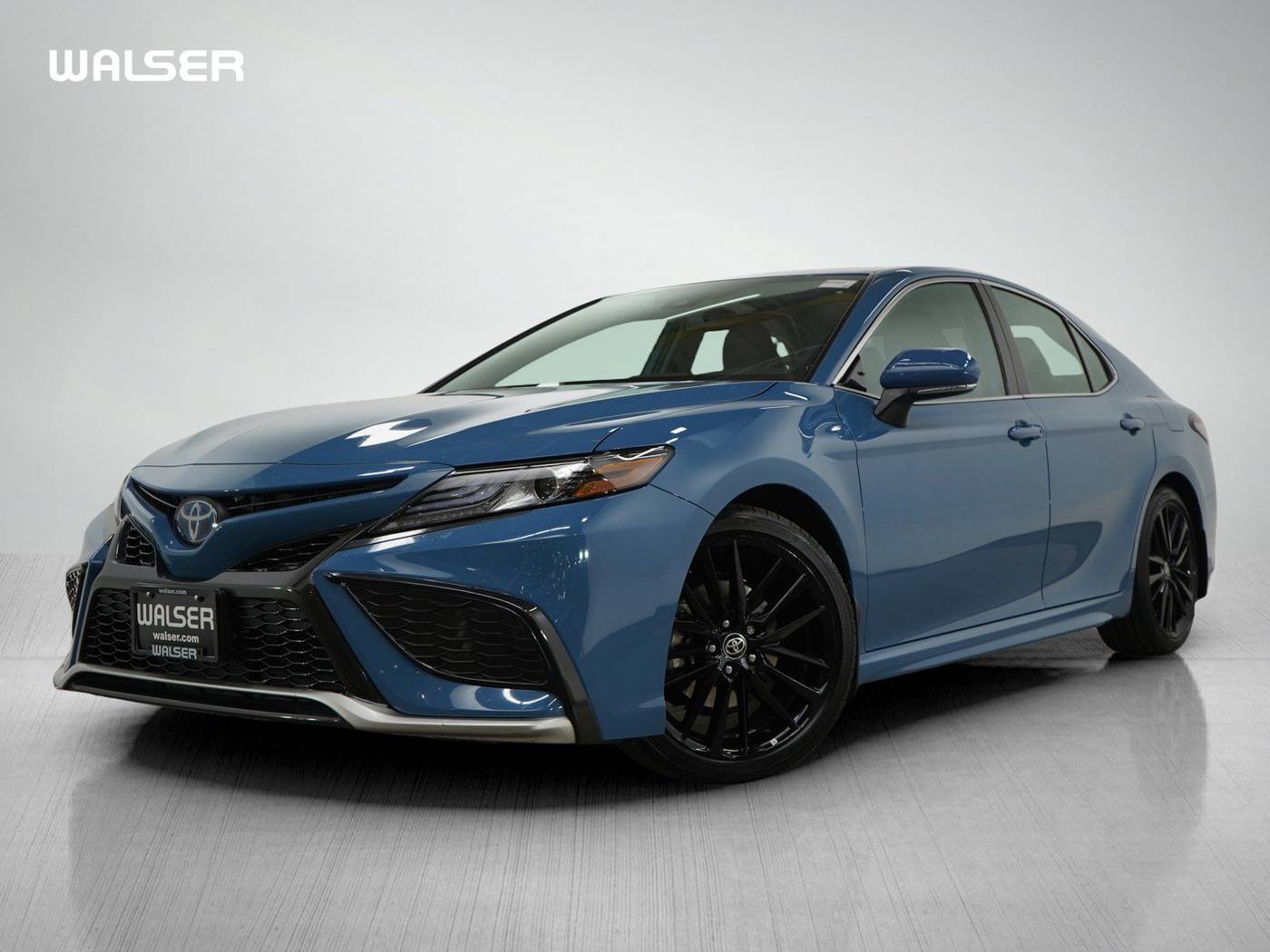 2023 Toyota Camry Hybrid XSE — Sedan — 16,571 mi — Burnsville, MN
