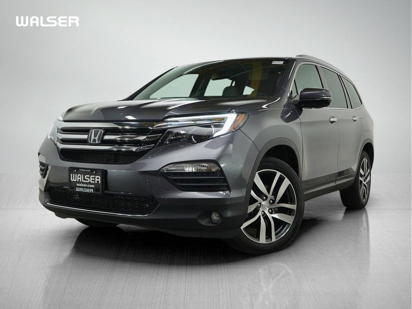 2016 Honda Pilot Touring — SUV — 38,218 mi — Burnsville, MN